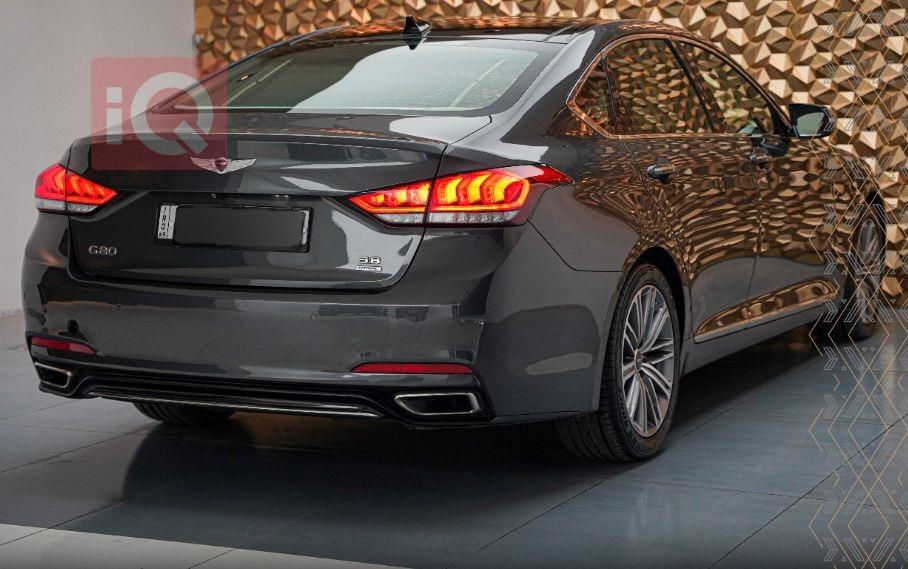 جنسس G80